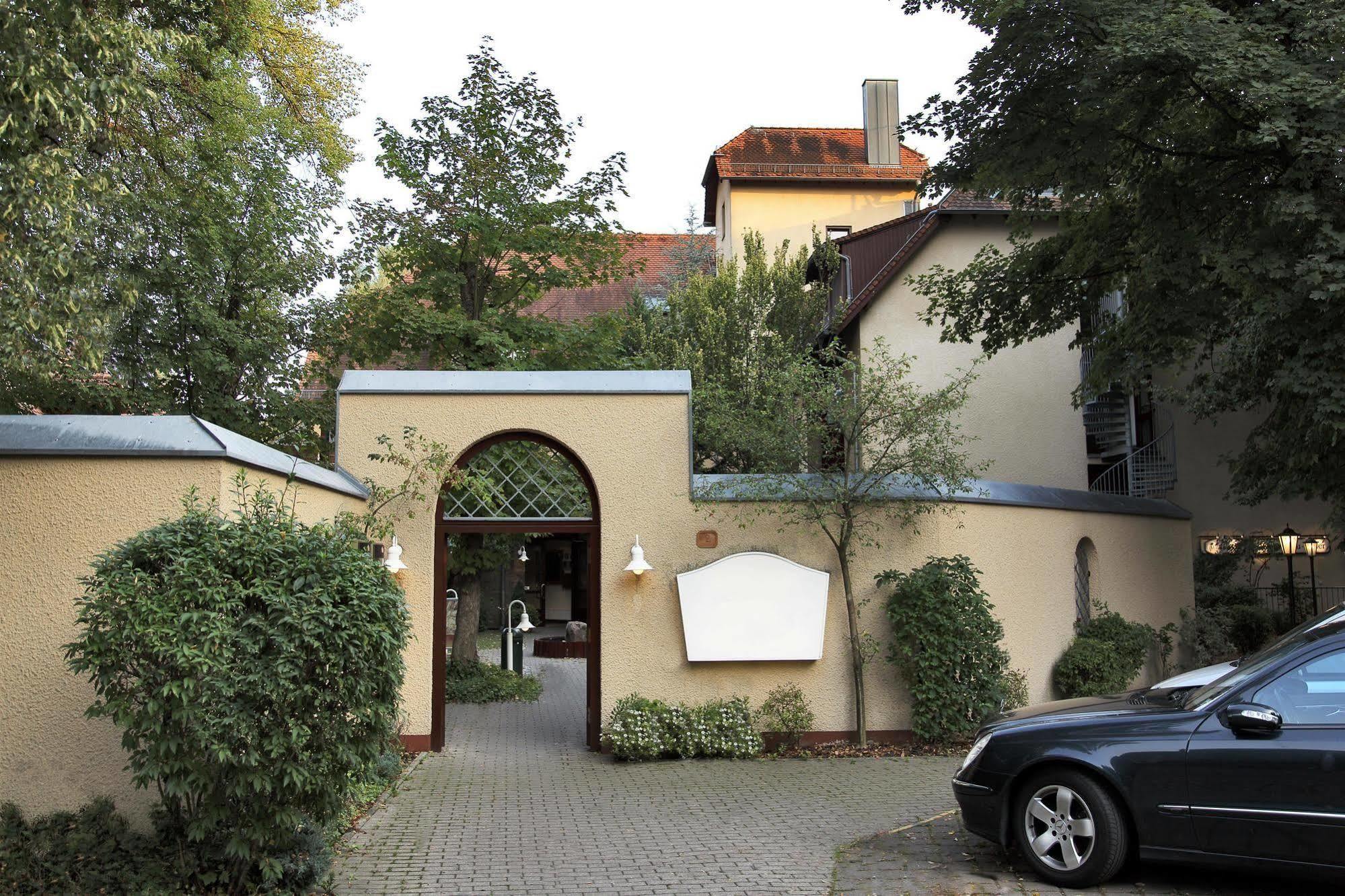 H+ 4* Nürnberg