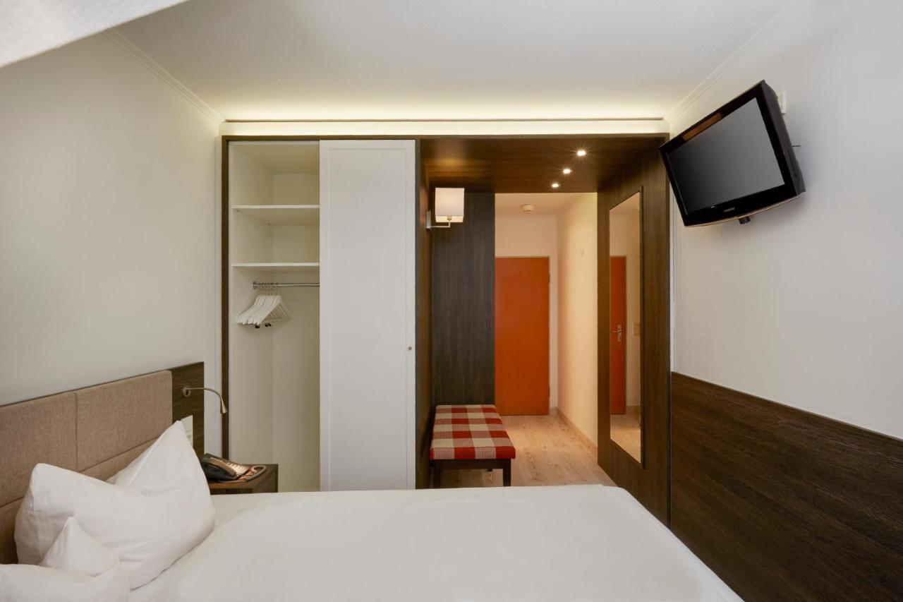 Hotel H+ 4*